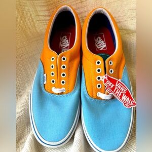 Vans low top men’s shoe